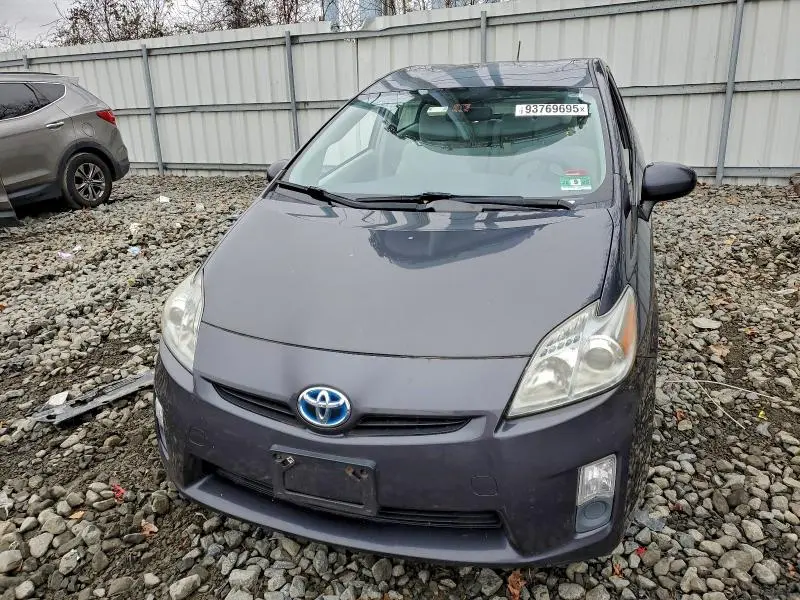 2011 TOYOTA PRIUS   