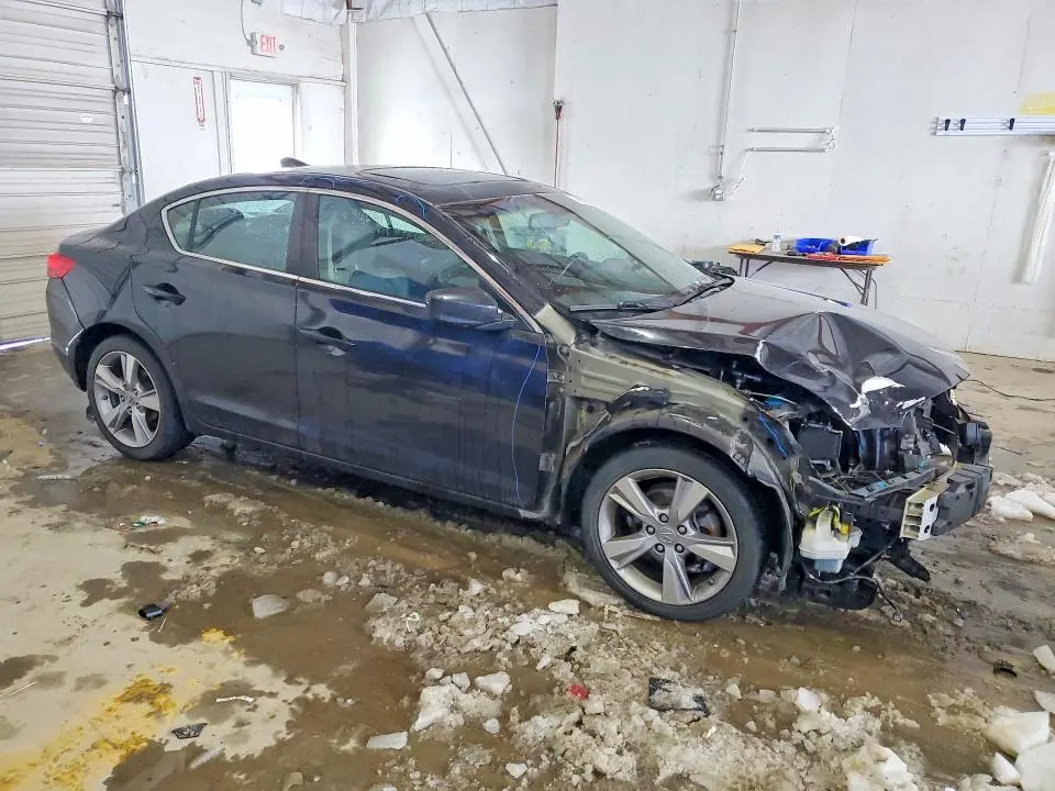 2013 ACURA ILX 20 PREMIUM  