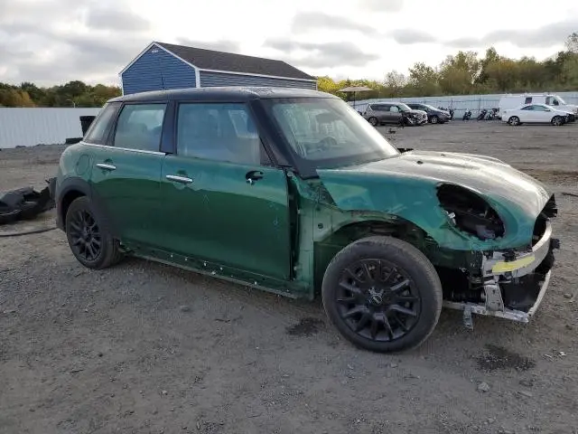 2022 MINI COOPER
