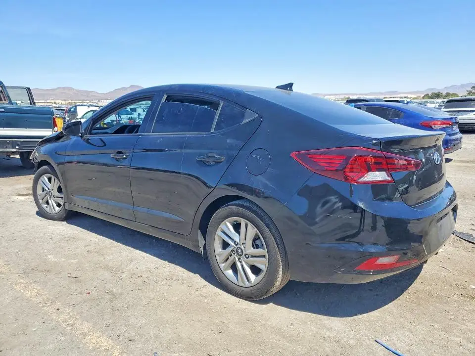 2020 HYUNDAI ELANTRA SEL  