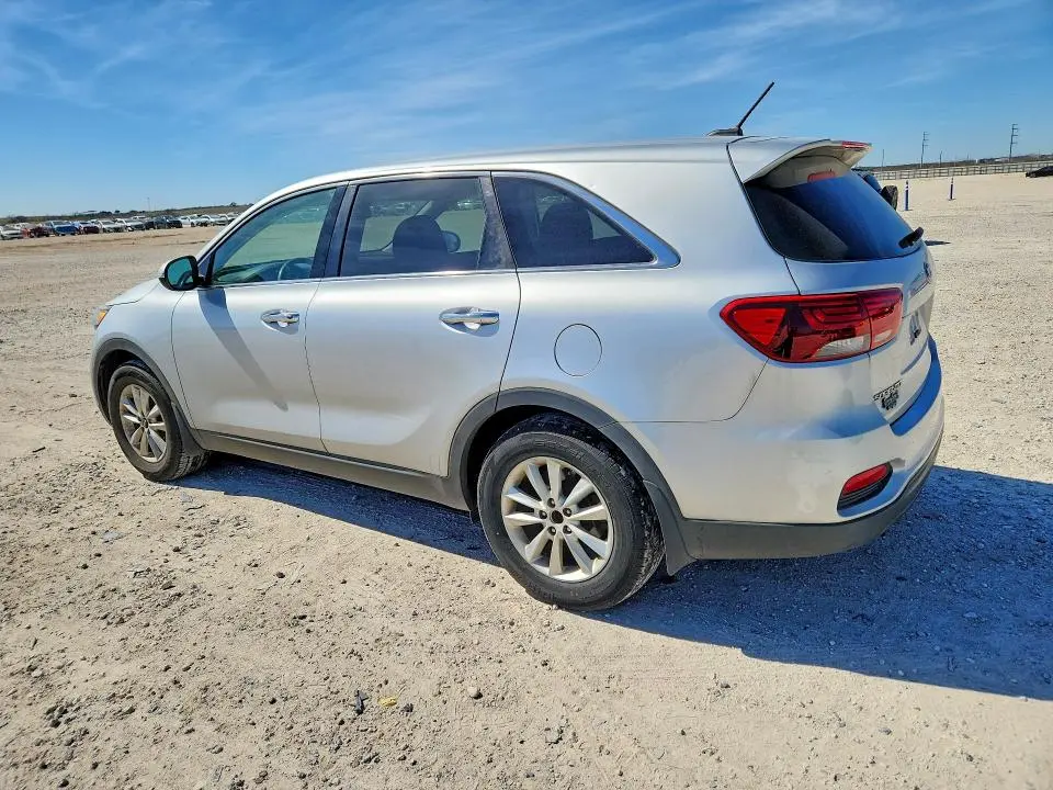 2019 KIA SORENTO LX  