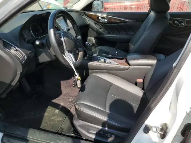 2018 INFINITI Q50 LUXE  