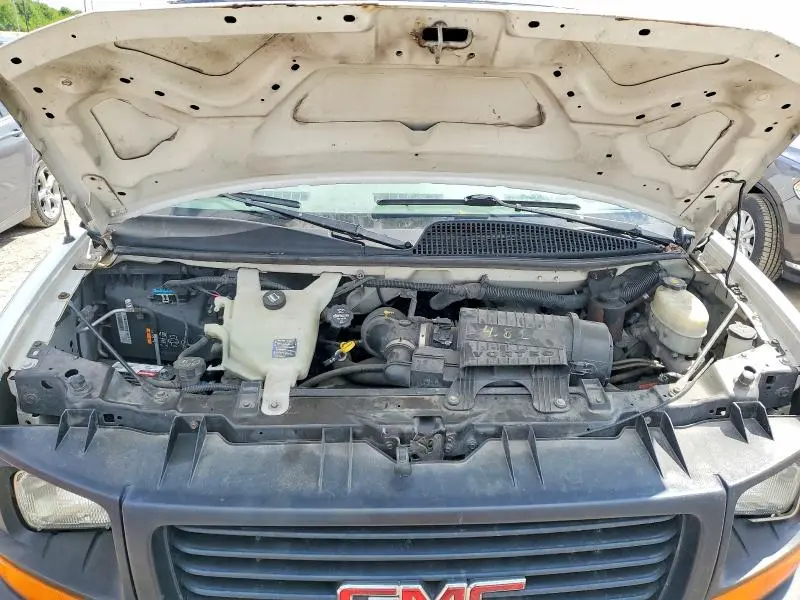 2017 GMC SAVANA G2500  