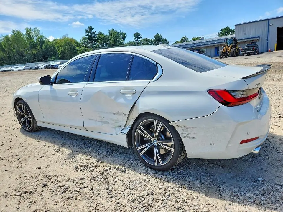2024 BMW 330XI   