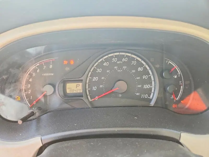 2013 TOYOTA SIENNA LE  