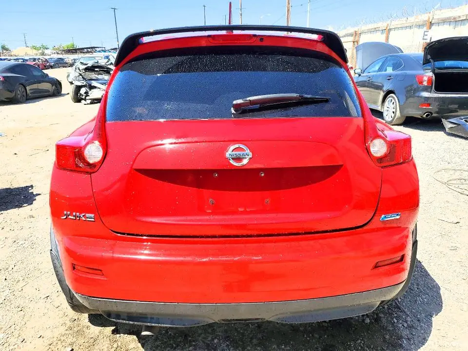 2014 NISSAN JUKE S  