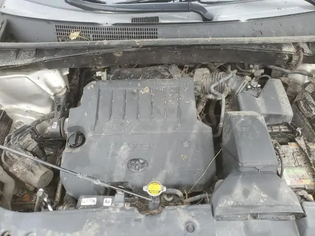 2015 TOYOTA HIGHLANDER LE  