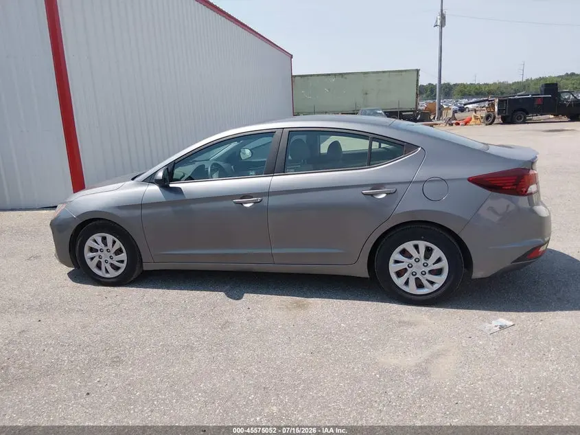 2019 HYUNDAI ELANTRA SE