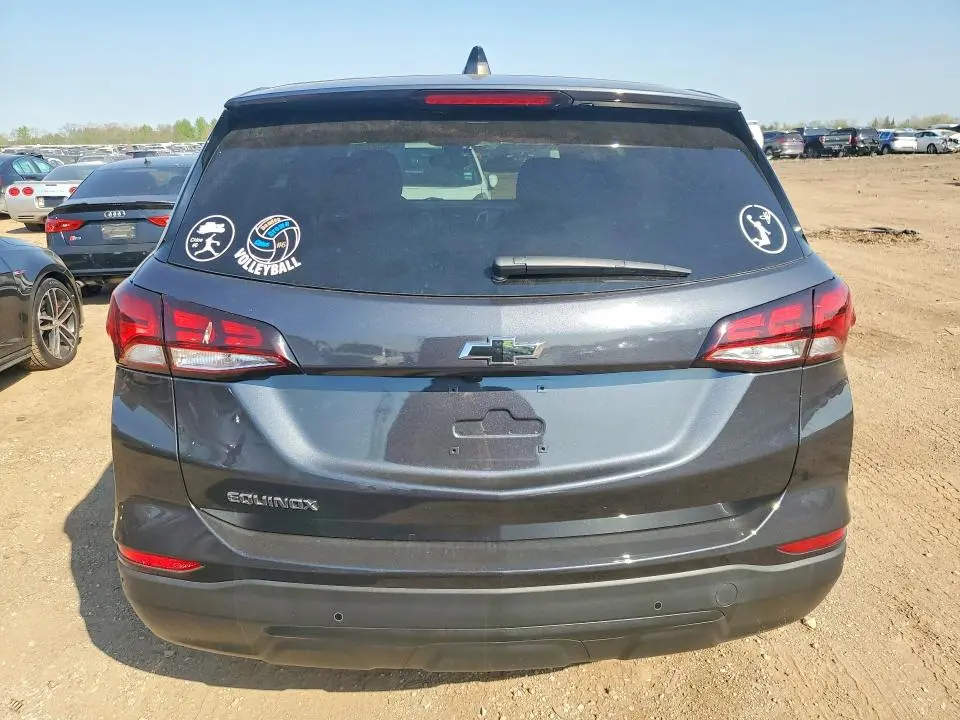 2022 CHEVROLET EQUINOX LS  