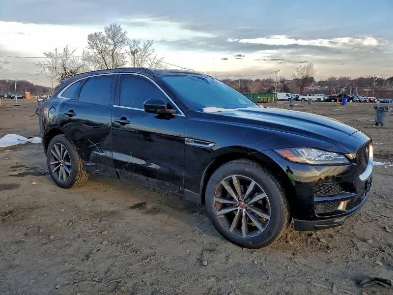 2018 JAGUAR F-PACE PRESTIGE  