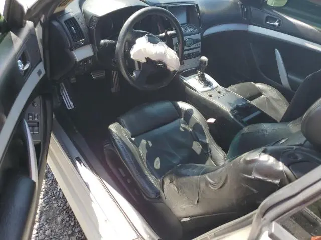 2011 INFINITI G37 BASE  