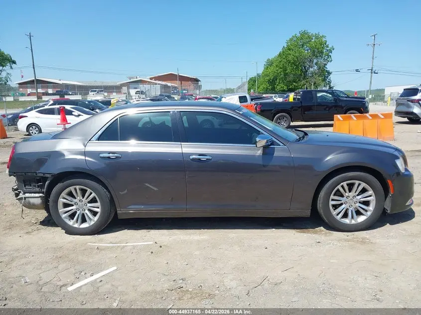 2016 CHRYSLER 300C  