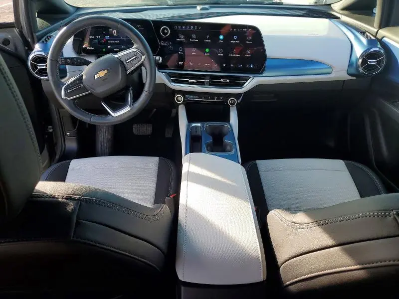 2024 CHEVROLET EQUINOX 2LT  