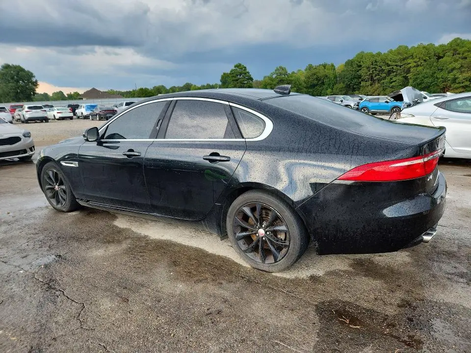 2017 JAGUAR XF PREMIUM  