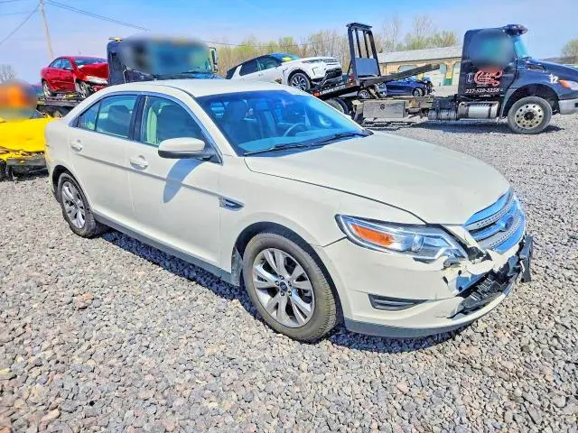 2010 FORD TAURUS SEL  