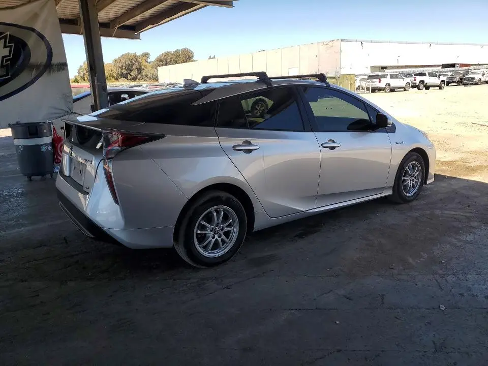 2016 TOYOTA PRIUS TWO ECO  