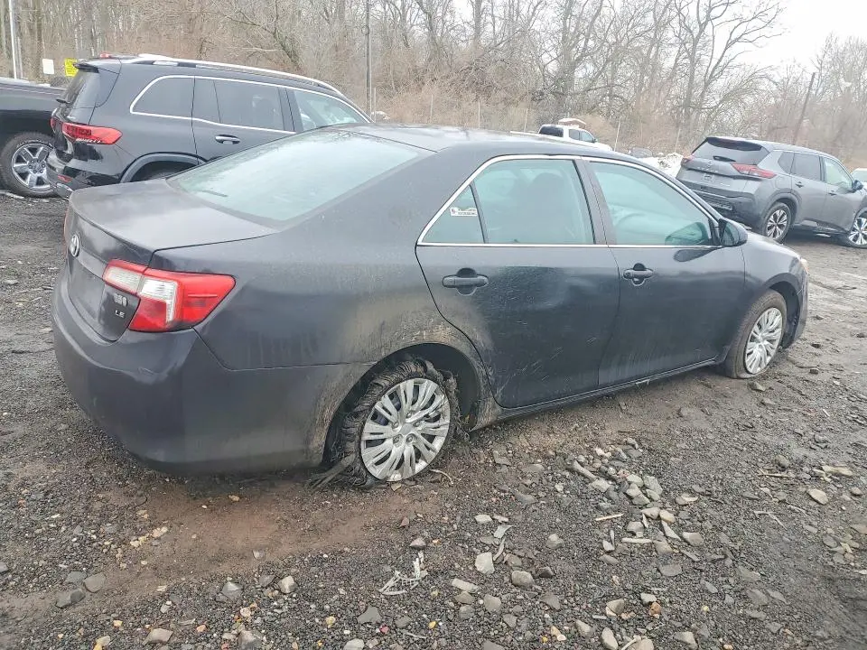 2013 TOYOTA CAMRY HYBRID  