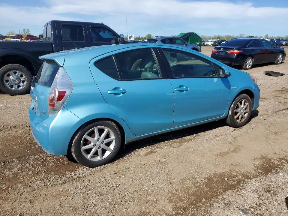 2013 TOYOTA PRIUS C FOUR  