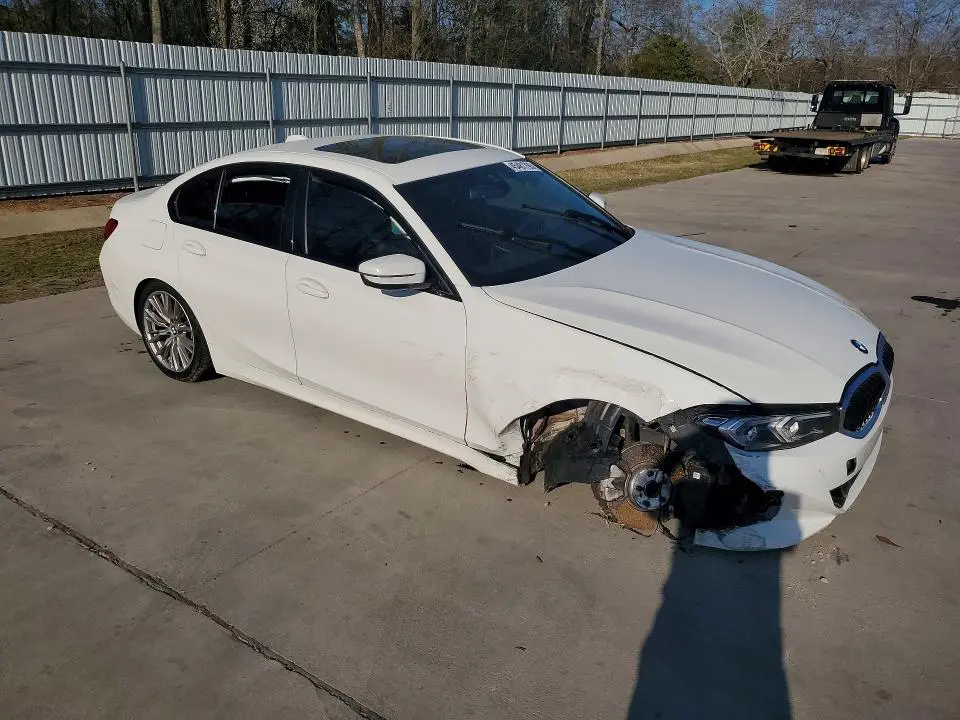 2023 BMW 330I   