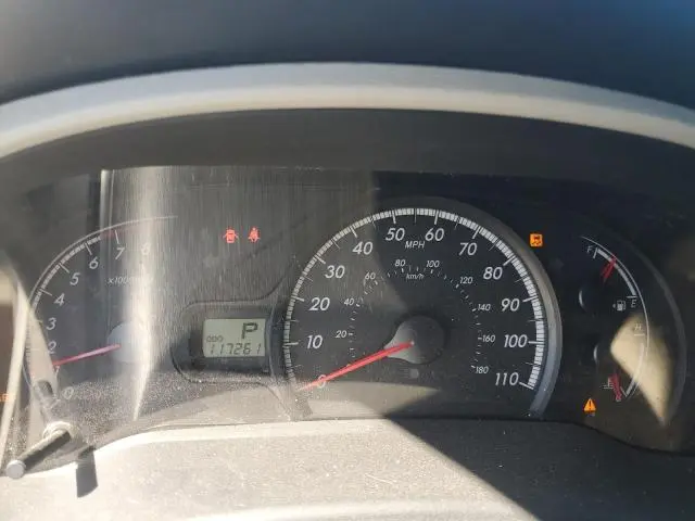 2014 TOYOTA SIENNA LE  