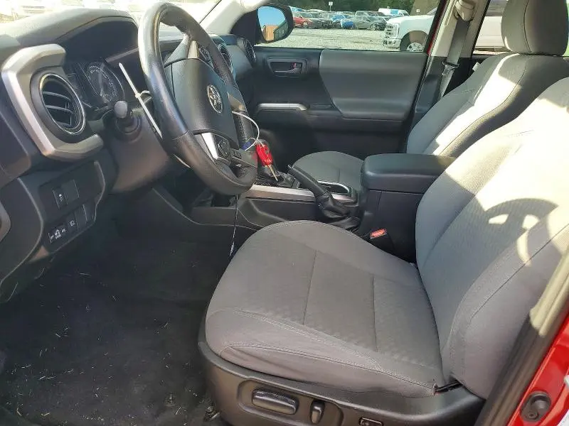 2021 TOYOTA TACOMA SR5 V6  