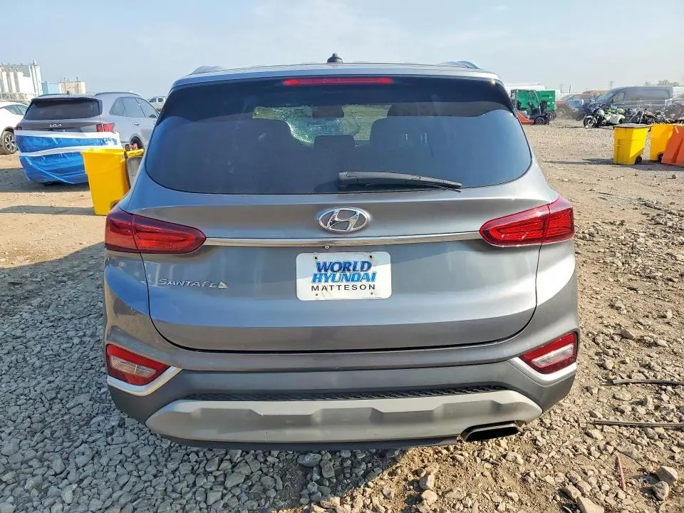 2019 HYUNDAI SANTA FE SE  