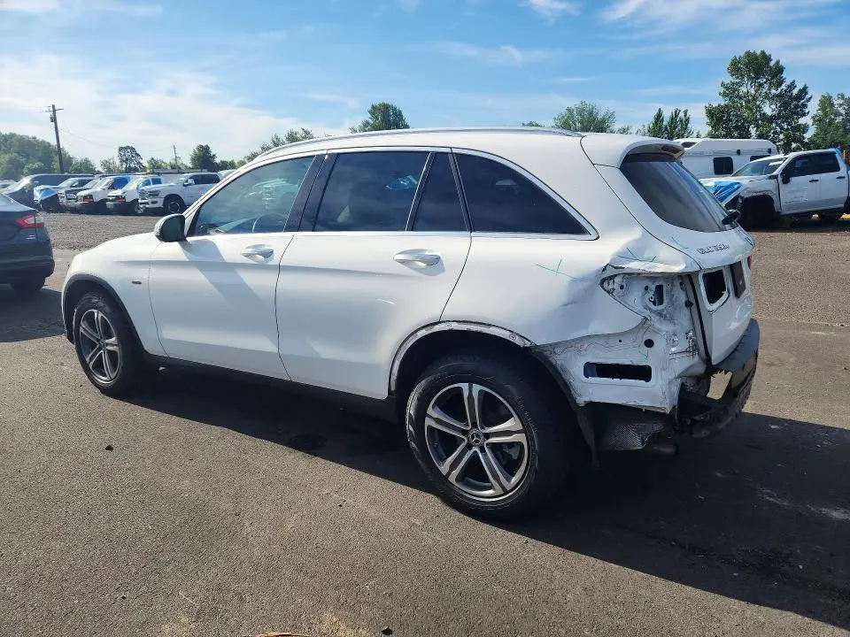 2019 MERCEDES-BENZ GLC 350E  