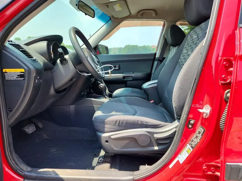 2011 KIA SOUL +  