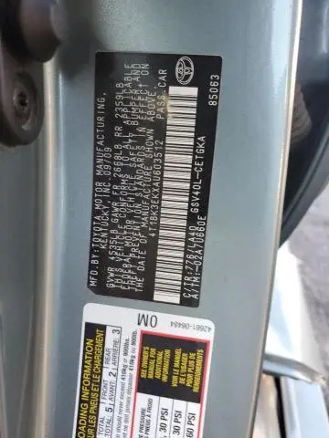 2010 TOYOTA CAMRY SE  