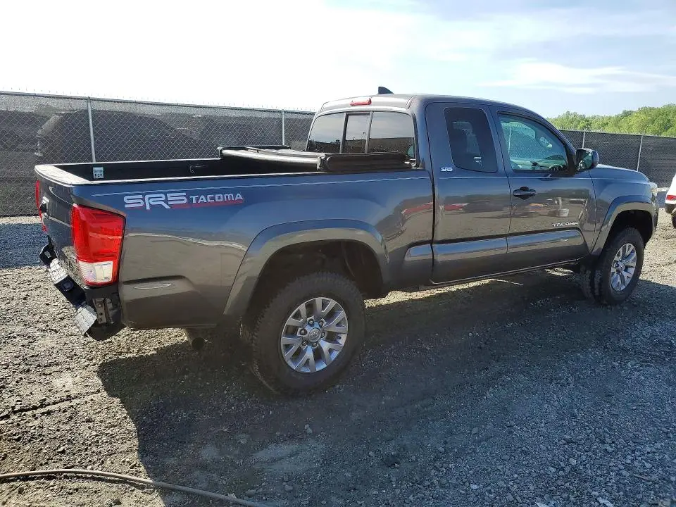 2017 TOYOTA TACOMA SR5 V6  