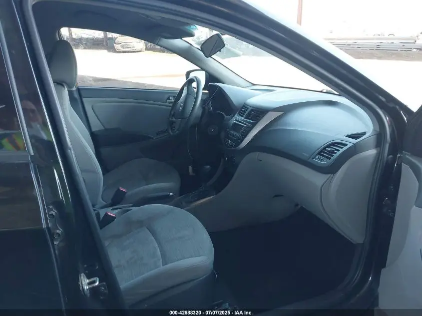 2017 HYUNDAI ACCENT SE