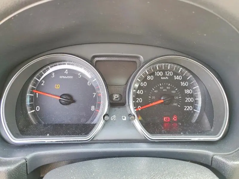 2015 NISSAN VERSA 1.6 SV  