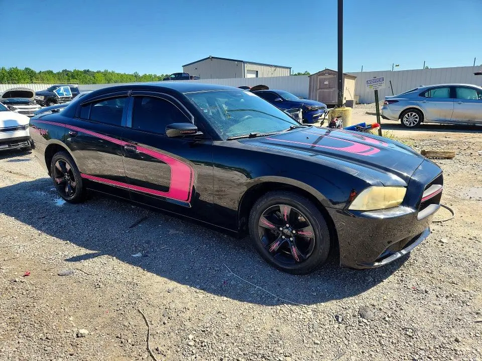 2012 DODGE CHARGER SE  