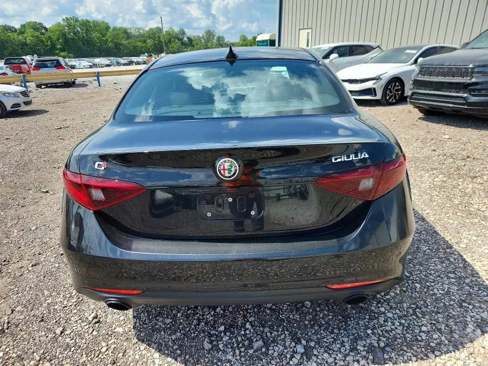 2022 ALFA ROMEO GIULIA SUPER  