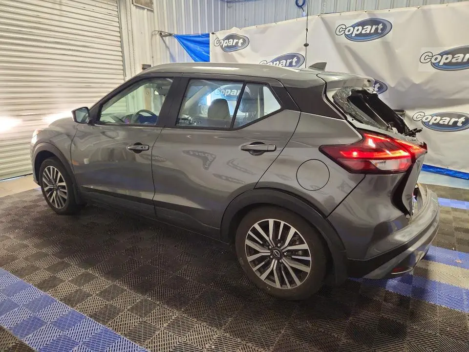 2024 NISSAN KICKS SV  