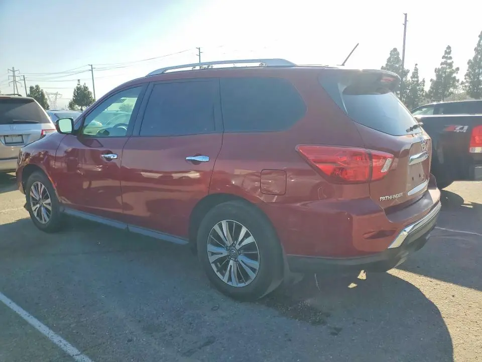 2018 NISSAN PATHFINDER S  