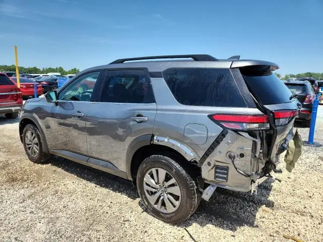 2025 NISSAN PATHFINDER SV  