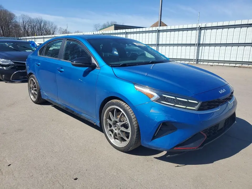 2022 KIA FORTE GT  