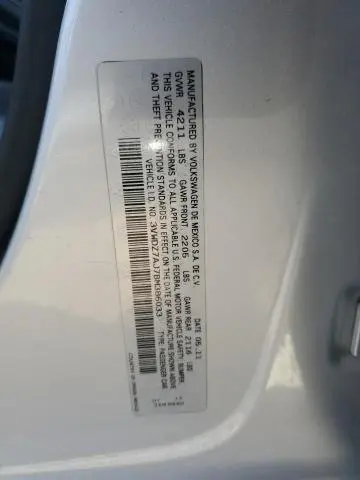 2011 VOLKSWAGEN JETTA SE  