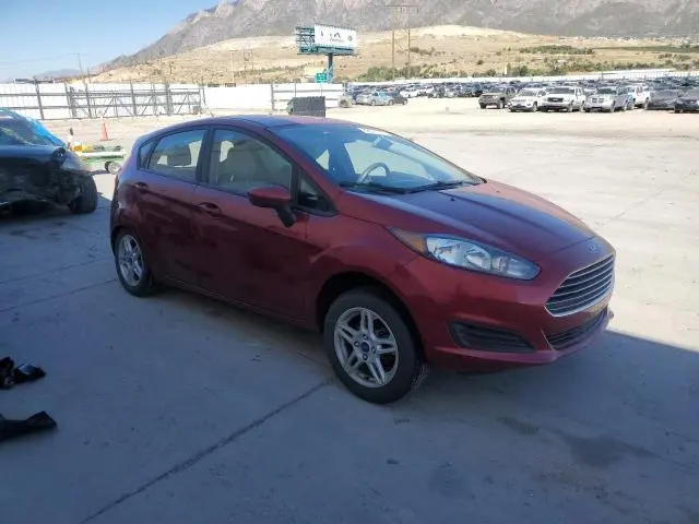 2017 FORD FIESTA SE  
