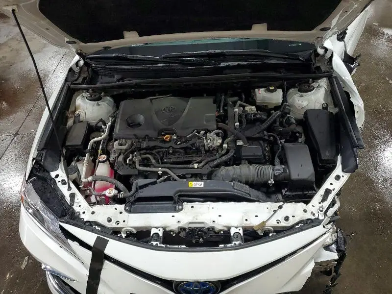 2022 TOYOTA CAMRY XLE  