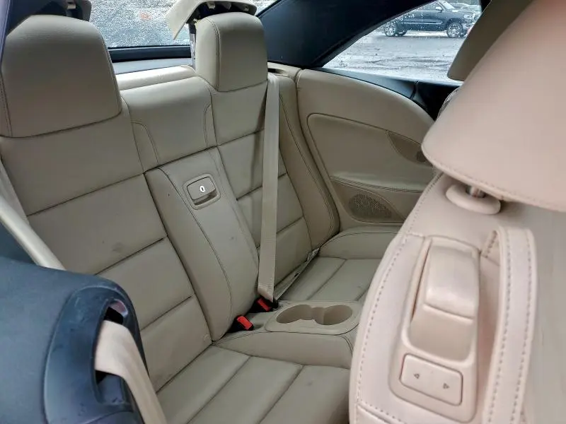 2015 VOLKSWAGEN EOS LUX  