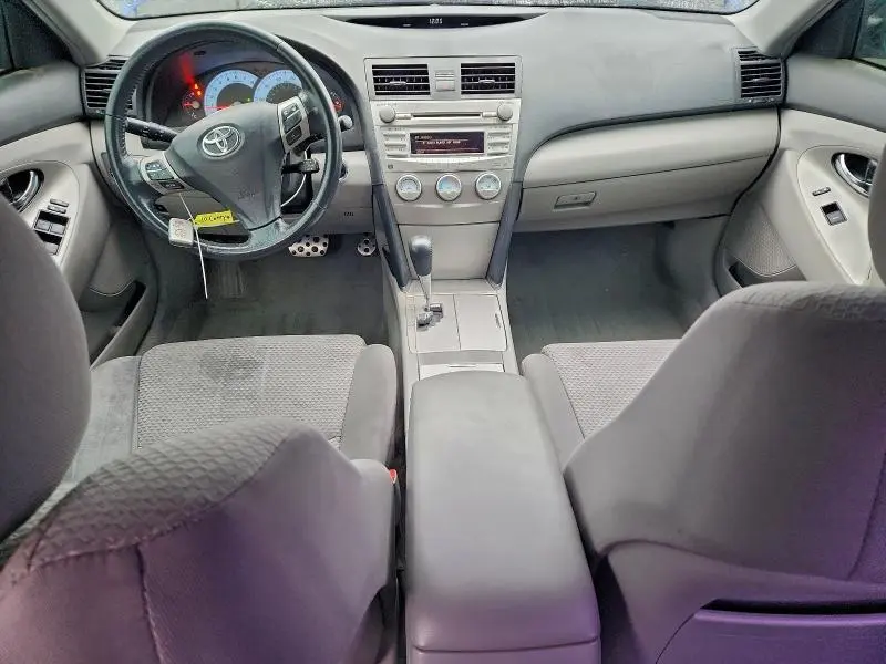 2010 TOYOTA CAMRY BASE  