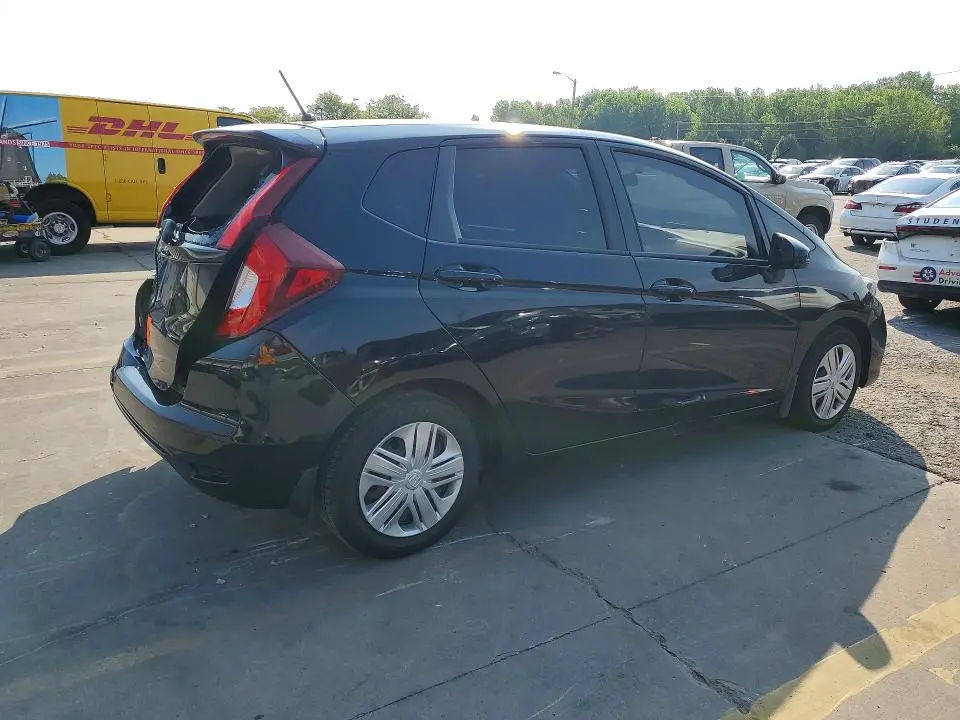 2018 HONDA FIT LX  