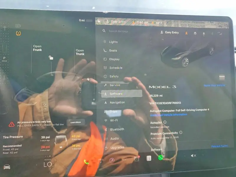 2024 TESLA MODEL 3   