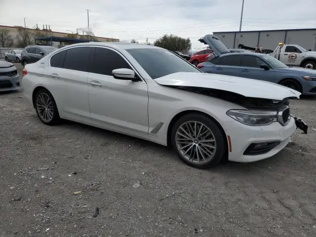 2018 BMW 530E 