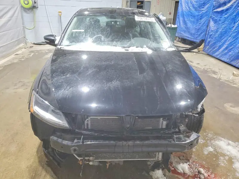 2017 VOLKSWAGEN JETTA SE  