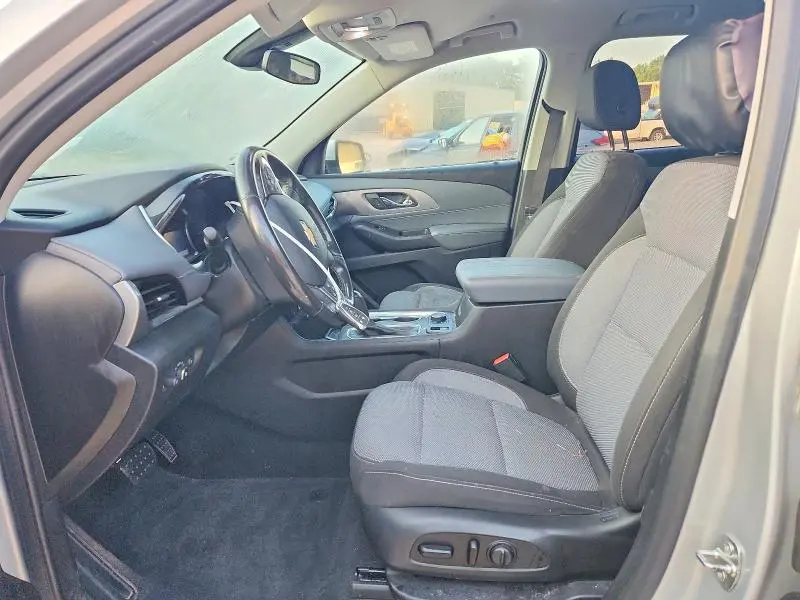 2020 CHEVROLET TRAVERSE LT  