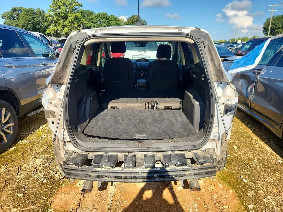 2015 FORD ESCAPE SE  
