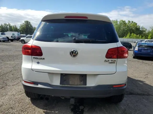 2014 VOLKSWAGEN TIGUAN S  